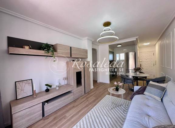 Apartment - Resale - Torrevieja - Calas Blancas
