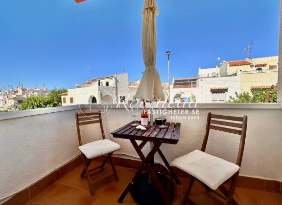 Apartment - Resale - Torrevieja - Playa de los Locos