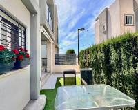 Resale - Apartment - Torrevieja - Aguas Nuevas