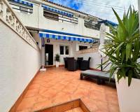 Resale - Apartment - Torrevieja - La Rosaleda