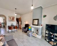 Resale - Apartment - Torrevieja - La Rosaleda