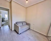 Resale - Apartment - Torrevieja - La Rosaleda