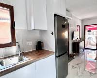 Resale - Apartment - Torrevieja - Playa de los Locos