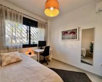 Resale - Lägenhet - Torrevieja - La Rosaleda