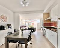 Resale - Lägenhet - Torrevieja - Residencial Cala Redonda