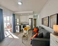 Resale - Lägenhet - Torrevieja - Residencial Cala Redonda