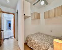 Resale - Studio apartment - Torrevieja - Playa de los Locos
