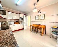 Resale - Villa / Parhus - Alicante - Campoamor