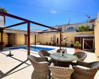 Resale - Villa / Parhus - Torrevieja - La Primavera/ Los Angeles
