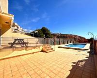 Resale - Villa / Semi detached - Alicante - Campoamor