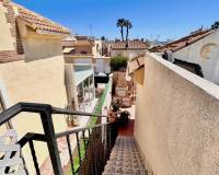 Resale - Villa / Semi detached - Torrevieja - Villas Marinas