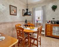 Resale - Villa / Semi detached - Torrevieja - Villas Marinas