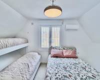 Resale - Villa - Torrevieja - La Rosaleda