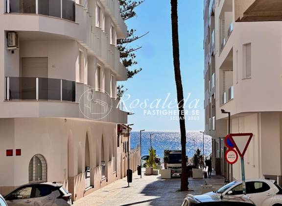 Studio apartment - Resale - Torrevieja - Playa de los Locos