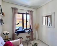 Venta - Apartamento - Torrevieja - Playa de los Locos