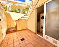 Venta - Villa / Semi separado - Alicante - Campoamor