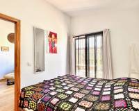 Venta - Villa / Semi separado - Torrevieja - La Primavera/ Los Angeles