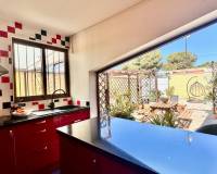 Venta - Villa / Semi separado - Torrevieja - La Primavera/ Los Angeles