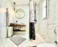 Venta - Villa / Semi separado - Torrevieja - Playa de los Locos