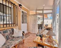 Venta - Villa / Semi separado - Torrevieja - Villas Marinas