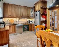 Venta - Villa / Semi separado - Torrevieja - Villas Marinas