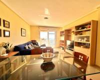 Wiederverkauf - Villa / Doppelhaushälfte - Alicante - Campoamor