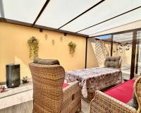 Wiederverkauf - Villa / Doppelhaushälfte - Torrevieja - 
