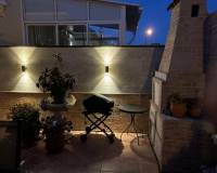 Wiederverkauf - Villa / Doppelhaushälfte - Torrevieja - 